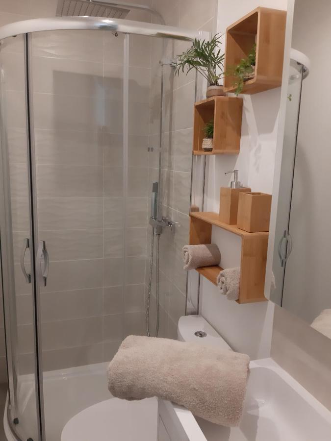 La Casita Serignanaise - Apt T2 - Clim - Jardin Bed and Breakfast Eksteriør billede