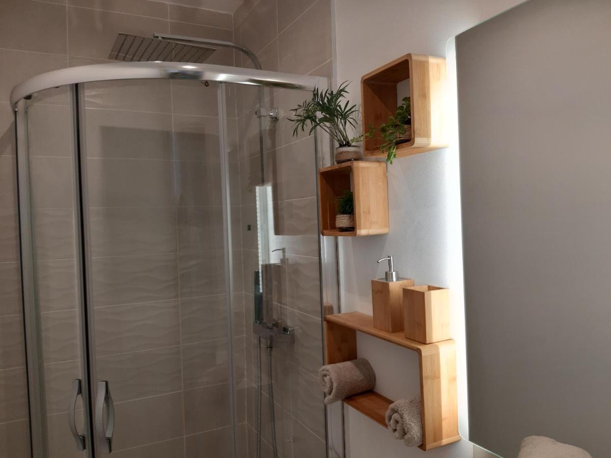 La Casita Serignanaise - Apt T2 - Clim - Jardin Bed and Breakfast Eksteriør billede